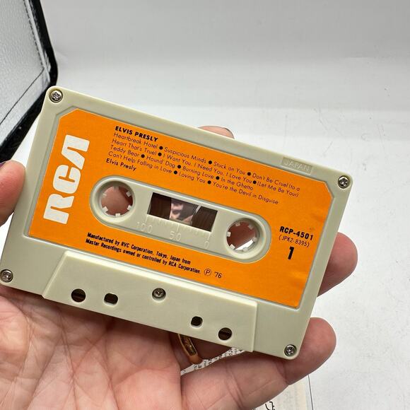 Vintage Japanese cassette tape Elvis Presley 1970s - Picture 9 of 10